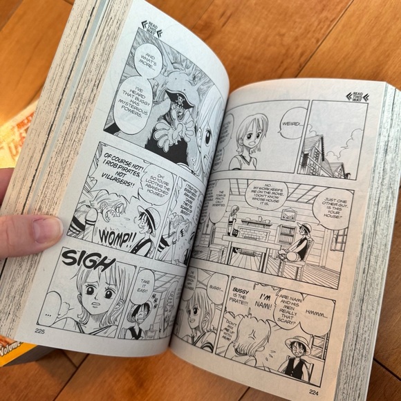 One Piece Manga Volumes 1-3 and 10-12 - Picture 3 of 7